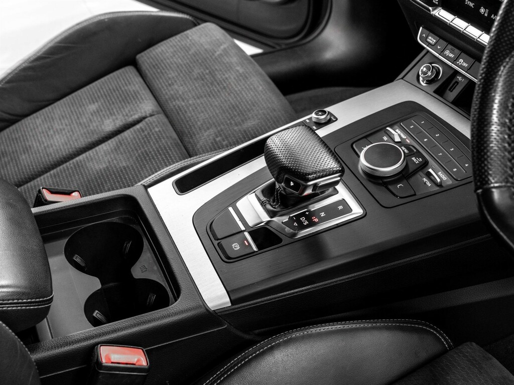 Audi Q5 2.0 Tdi Quattro S Line 188 Bhp Black #28