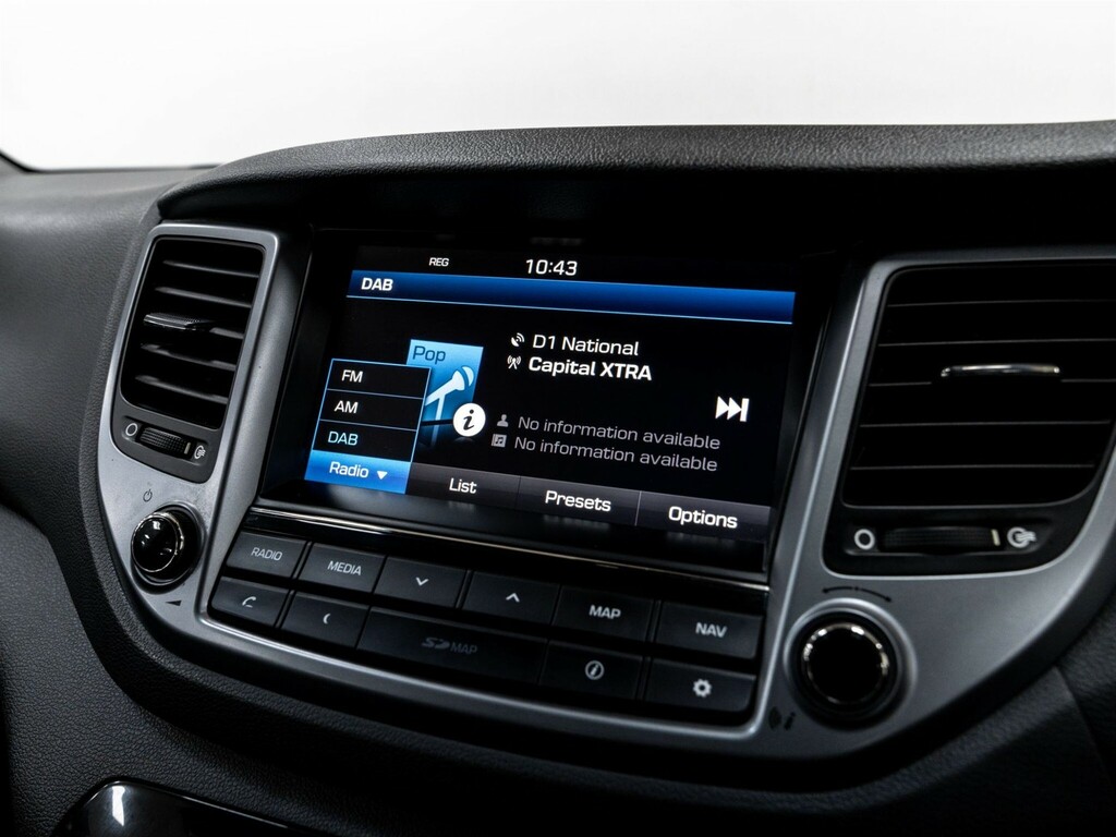 Hyundai Tucson  Grey #32