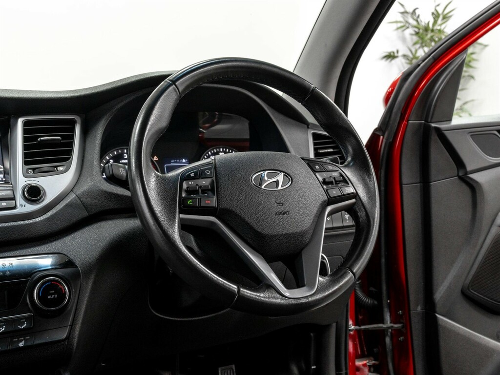 Hyundai Tucson  Grey #17
