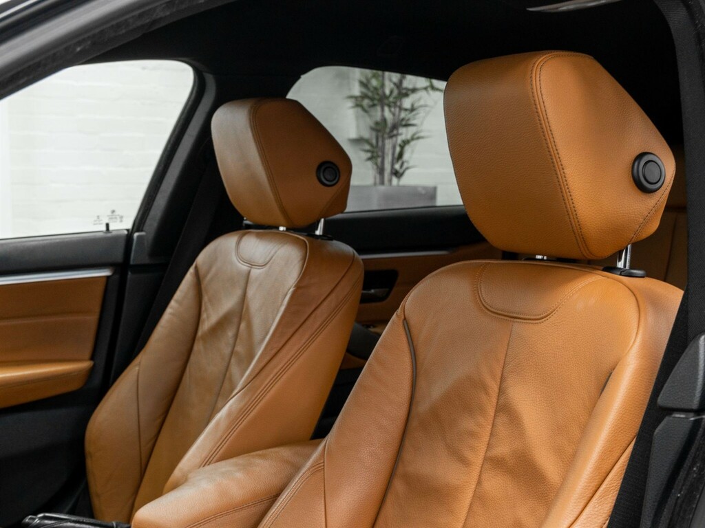 BMW 4 Series  Blue #20