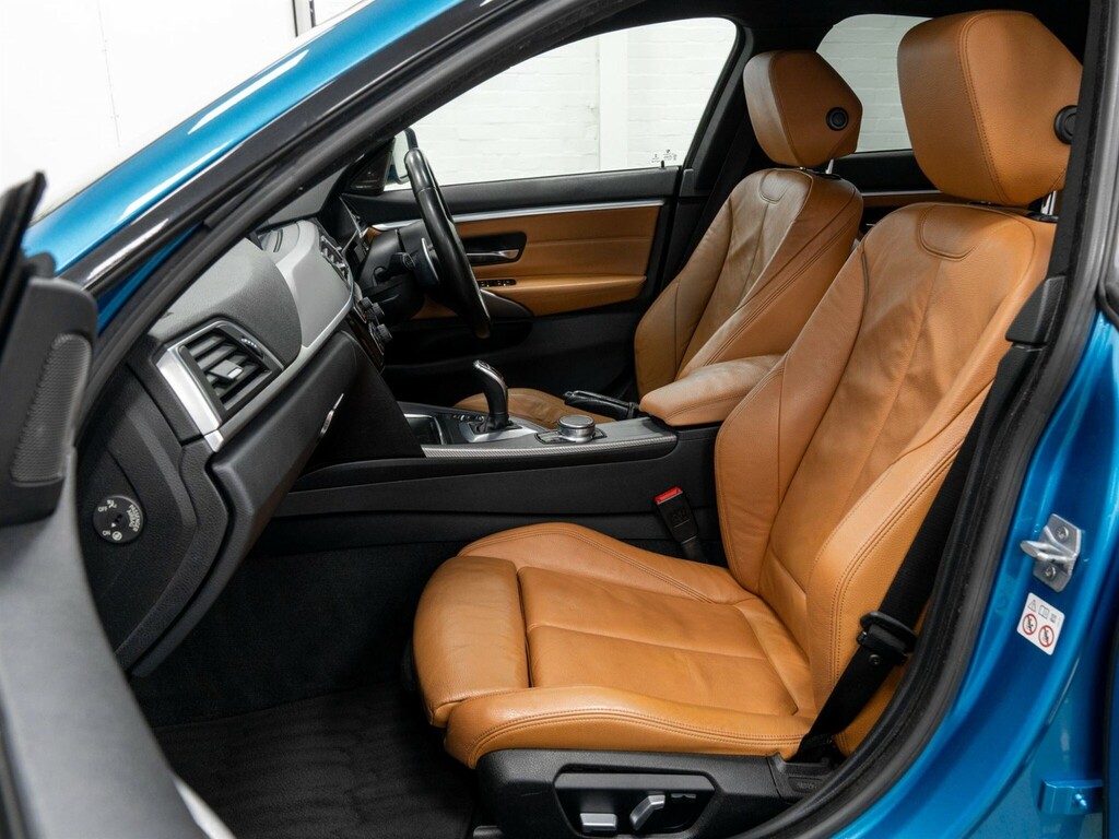 BMW 4 Series  Blue #19