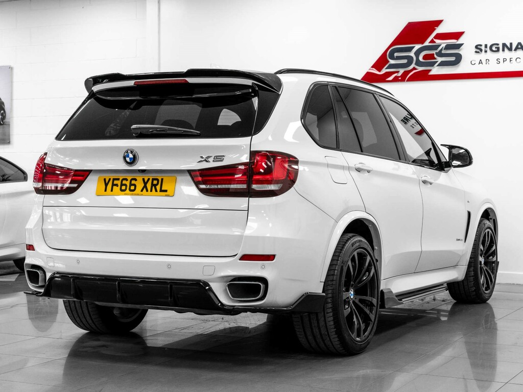 BMW X5 Suv YF66XRL White #4