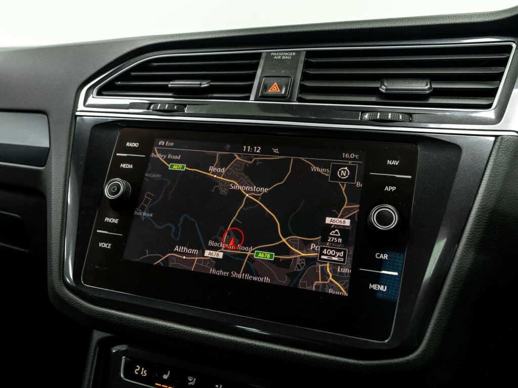Volkswagen Tiguan  Black #33
