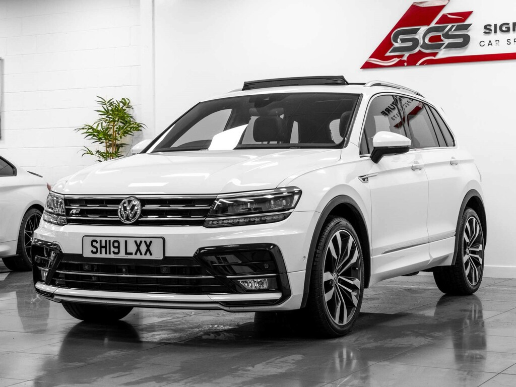 Volkswagen Tiguan  Black #2