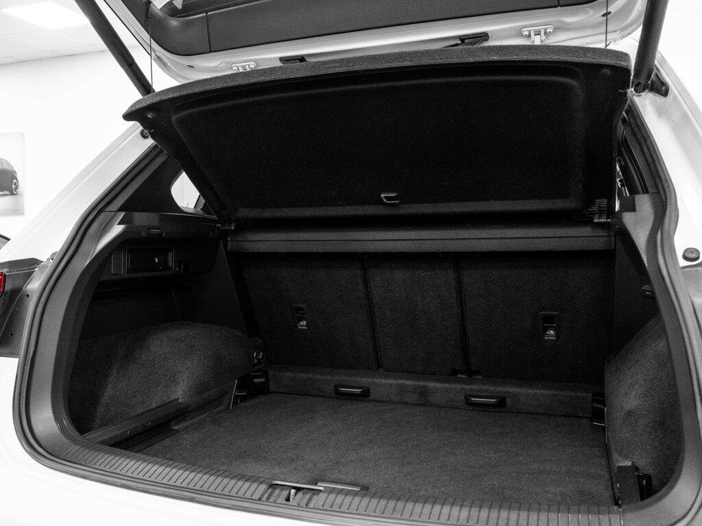 Volkswagen Tiguan  Black #24