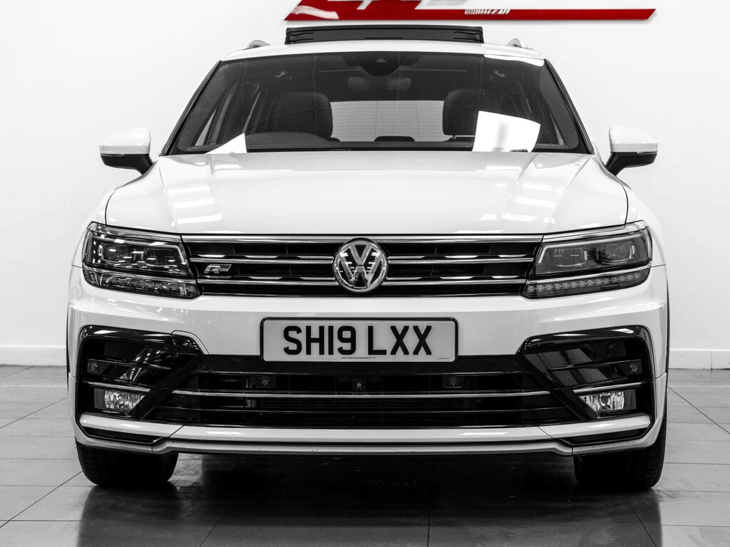 Volkswagen Tiguan  Black #5