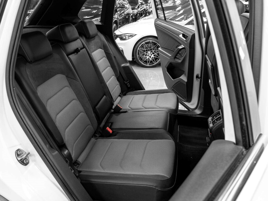 Volkswagen Tiguan  Black #22