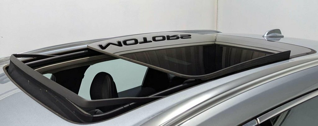 Volvo XC60 For Sale In Bedford WG18GPO  #4