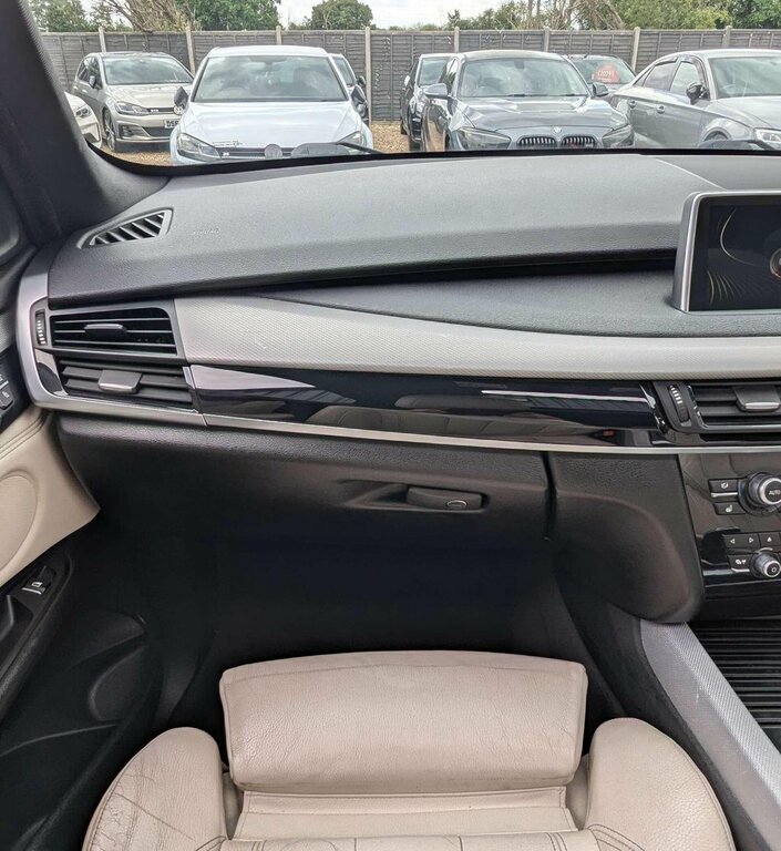 BMW X5  Black #18