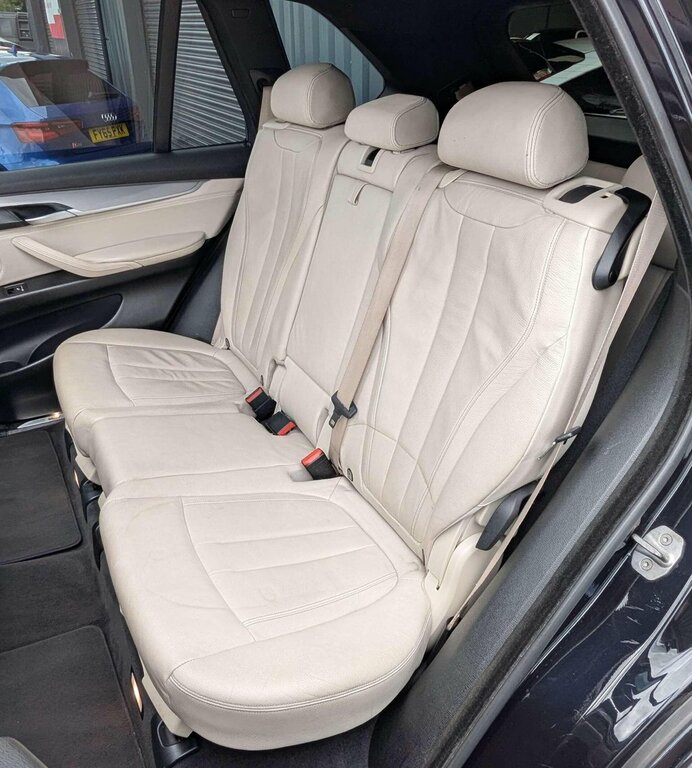 BMW X5  Black #16