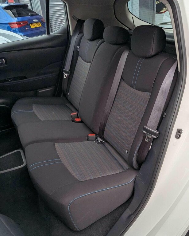 Nissan Leaf Hatchback Grey #20