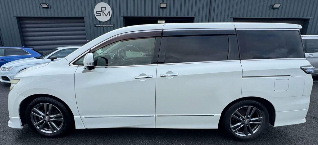 Nissan Elgrand For Sale In Bedford #4