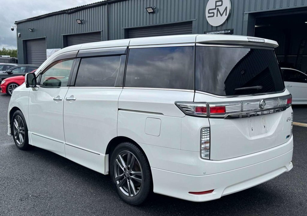 Nissan Elgrand For Sale In Bedford #5
