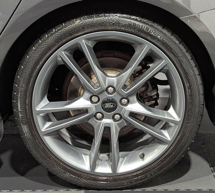 Ford Mondeo  Grey #39