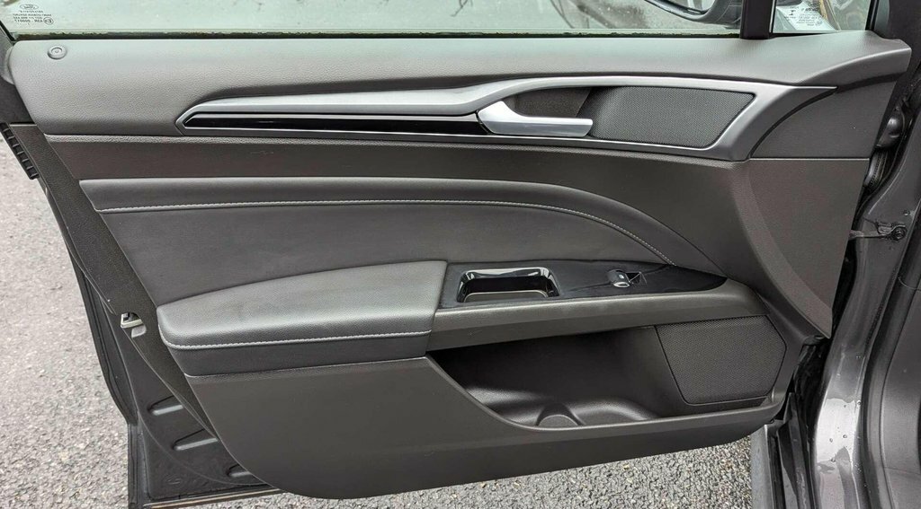 Ford Mondeo  Grey #16