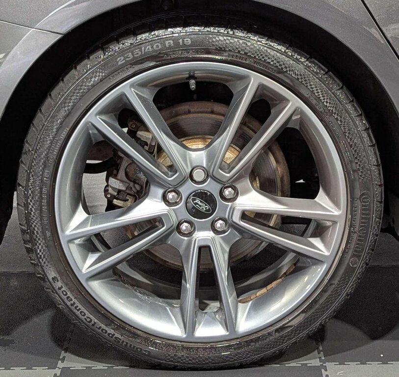 Ford Mondeo  Grey #40