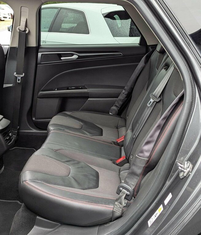 Ford Mondeo  Grey #21