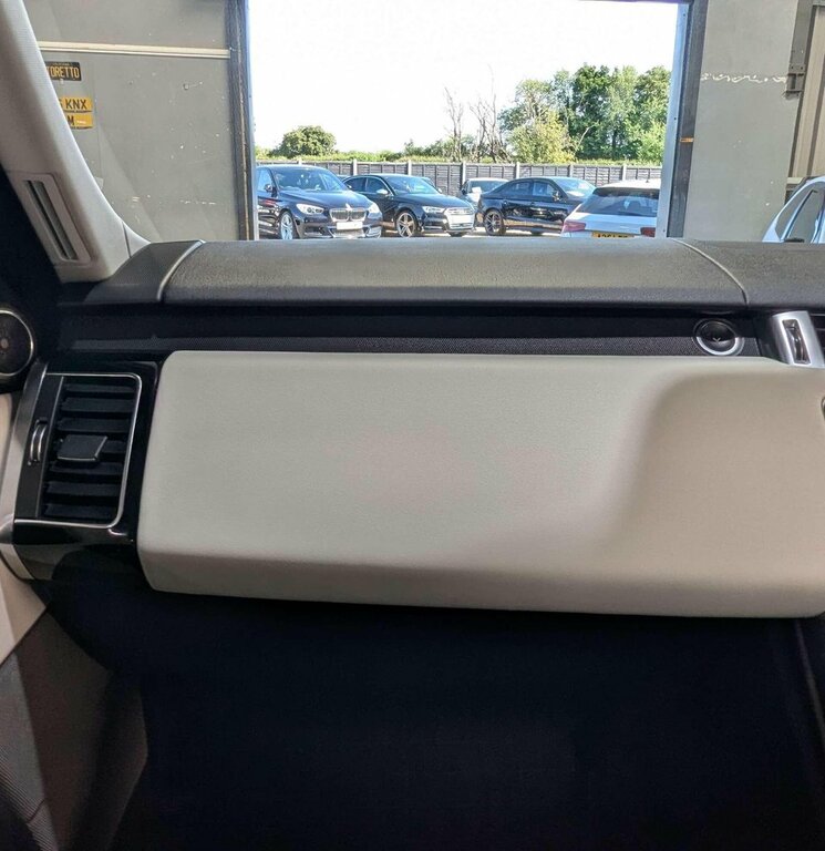 Land Rover Range Rover Sport  Black #27