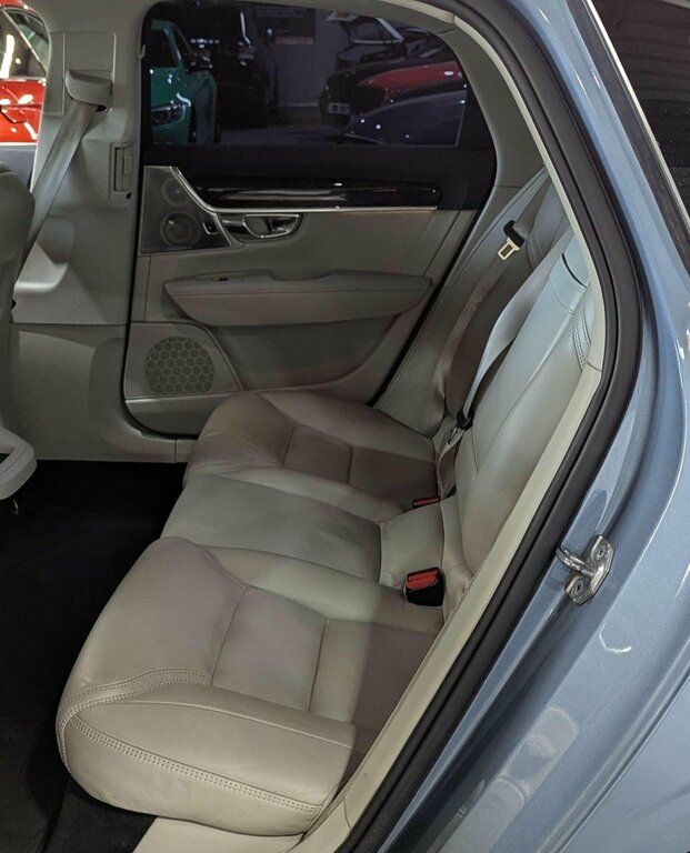 Volvo S90 S90 Momentum D4 White #24