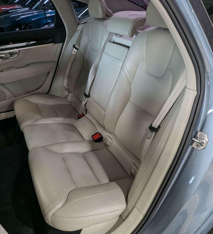 Volvo S90 S90 Momentum D4 White #25