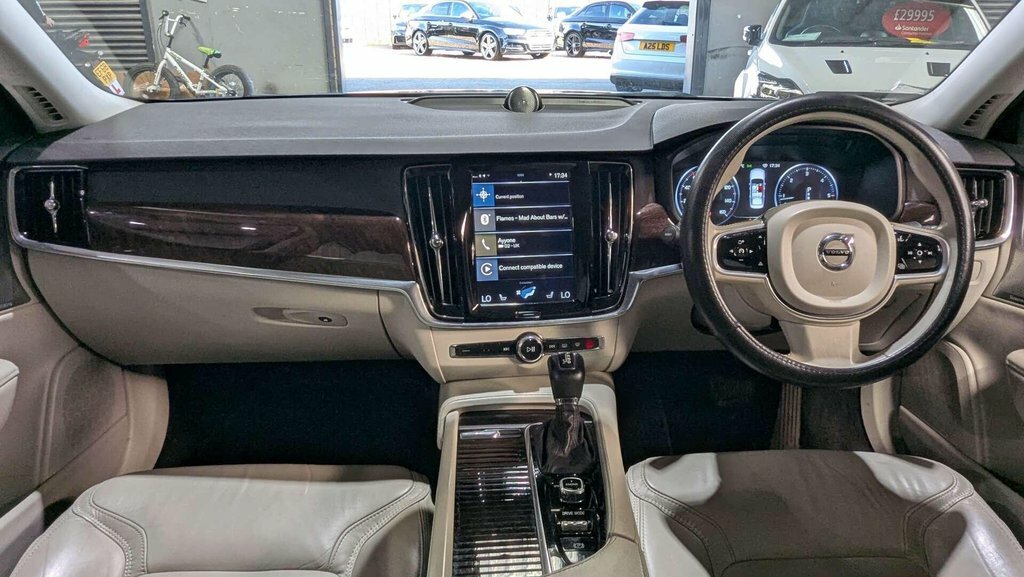 Volvo S90 S90 Momentum D4 White #27