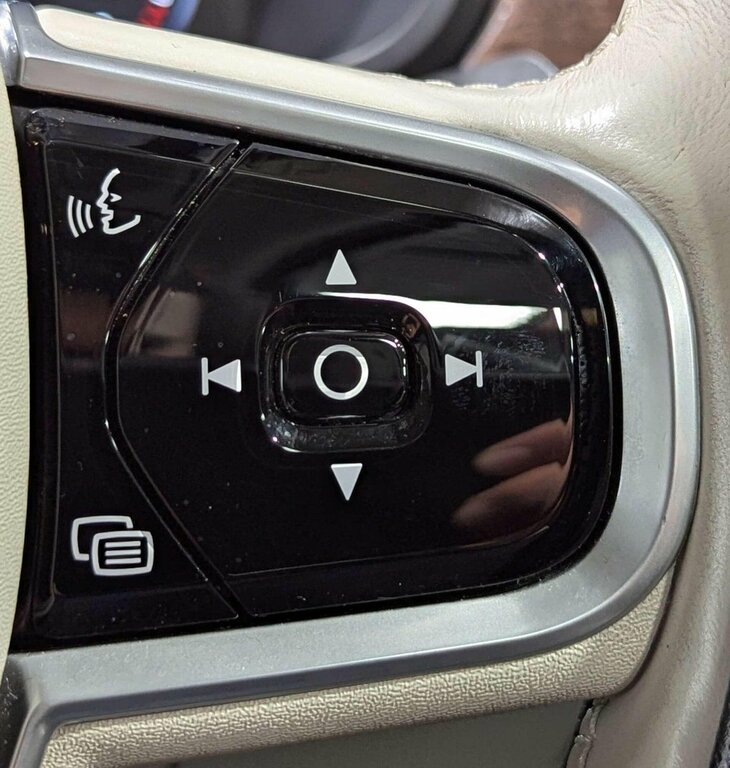 Volvo S90 S90 Momentum D4 White #30