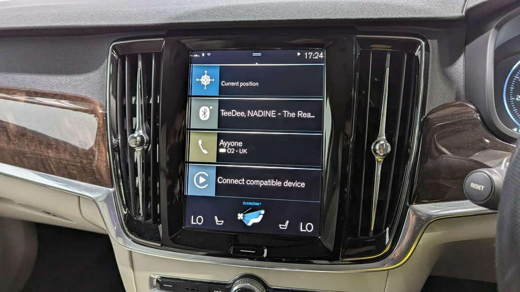 Volvo S90 S90 Momentum D4 White #33