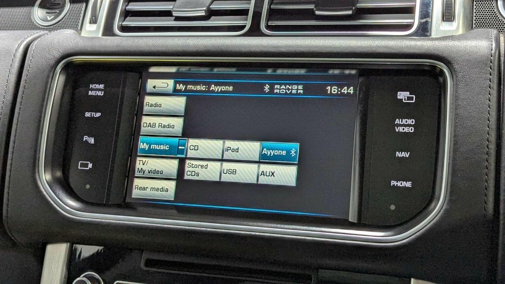 Land Rover Range Rover P400 Autobiography Grey #40