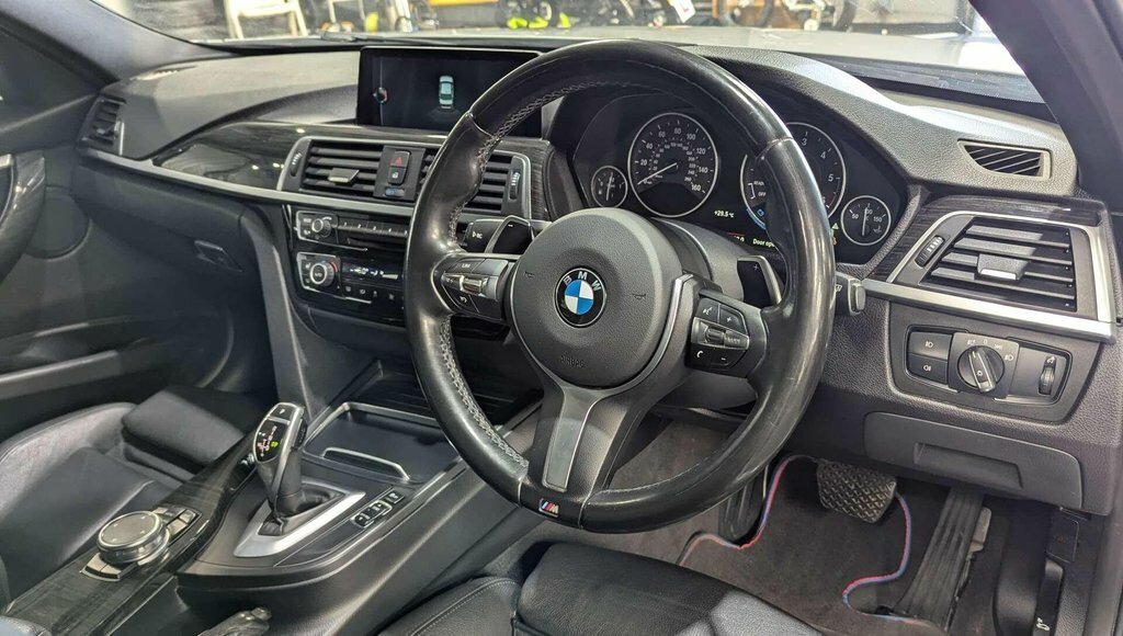BMW 3 Series Series White #17