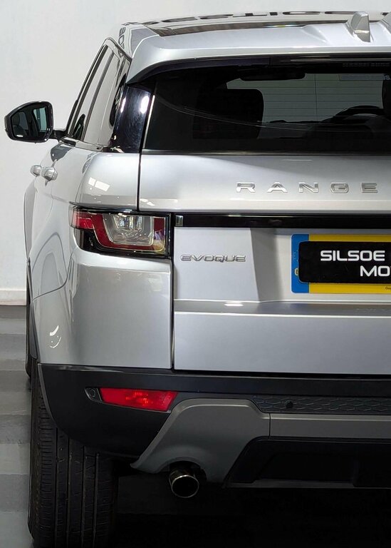 Land Rover Range Rover Evoque D200 Dynamic Se White #10