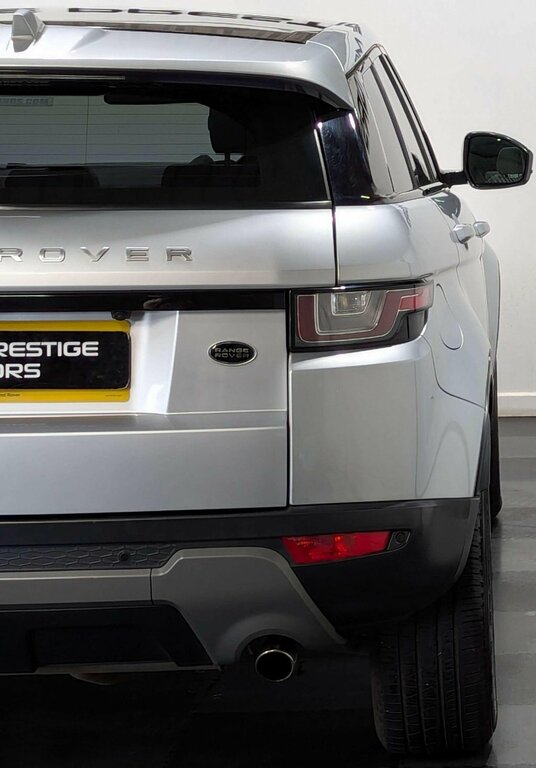Land Rover Range Rover Evoque D200 Dynamic Se White #9