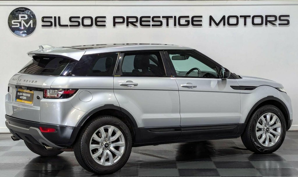Land Rover Range Rover Evoque D200 Dynamic Se White #11