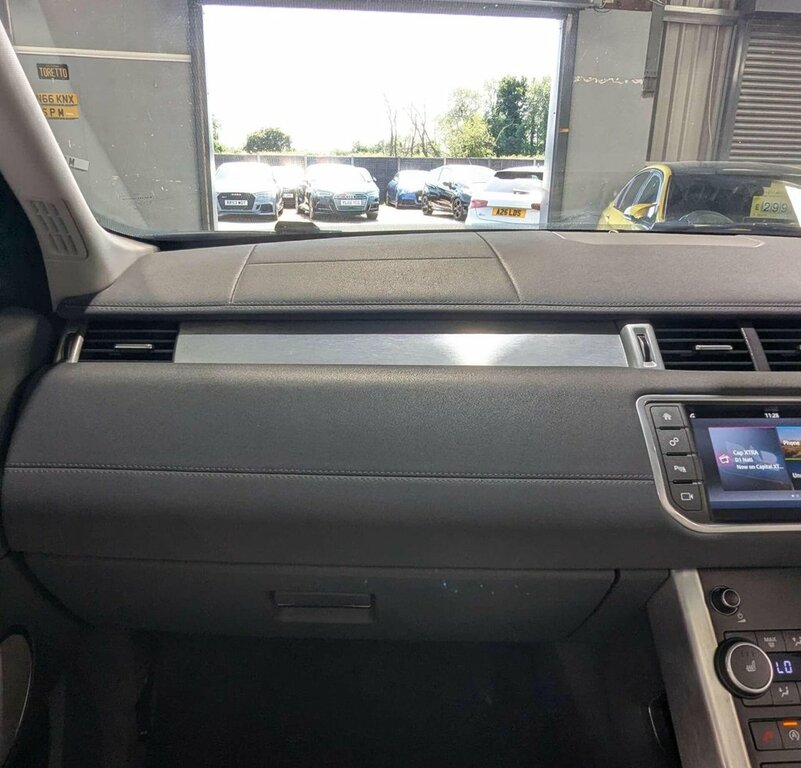 Land Rover Range Rover Evoque D200 Dynamic Se White #24