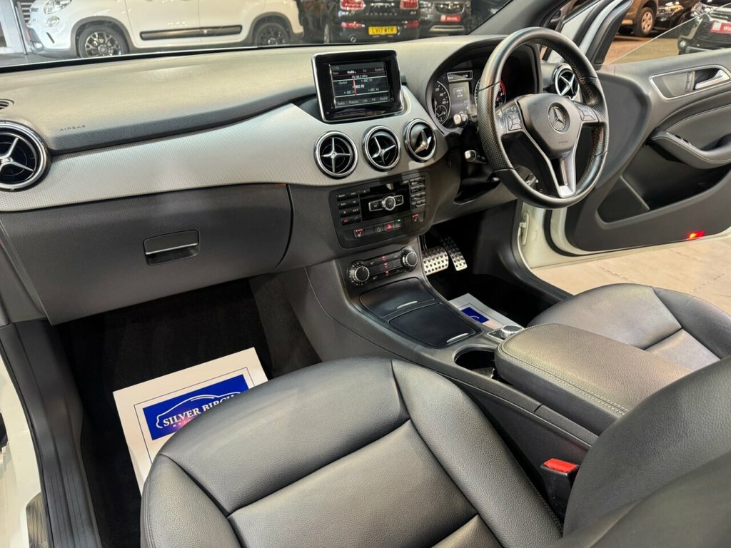 Mercedes-Benz B Class B180 Cdi Blueefficiency Sport White #3