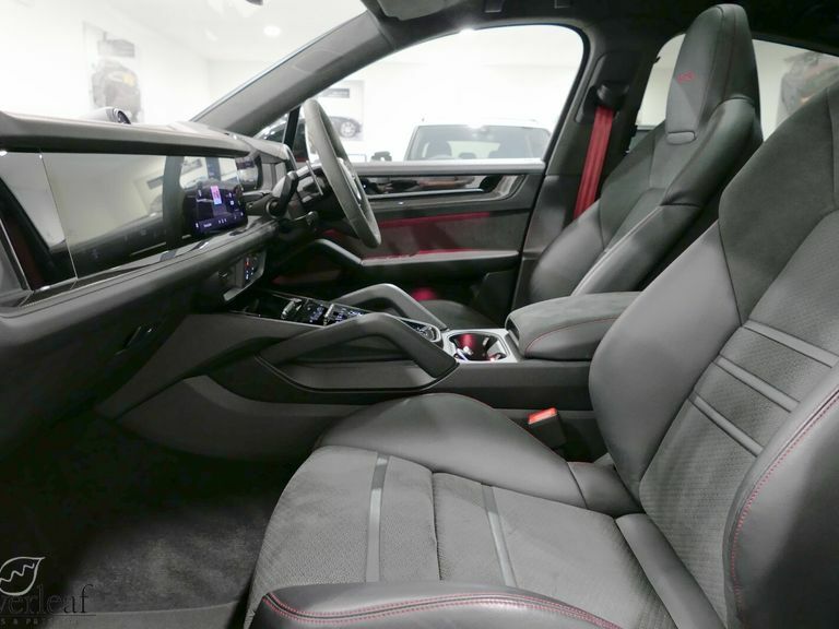 Porsche Cayenne 2024 24 Porsche Cayenne Gts Tiptronic S Red #5