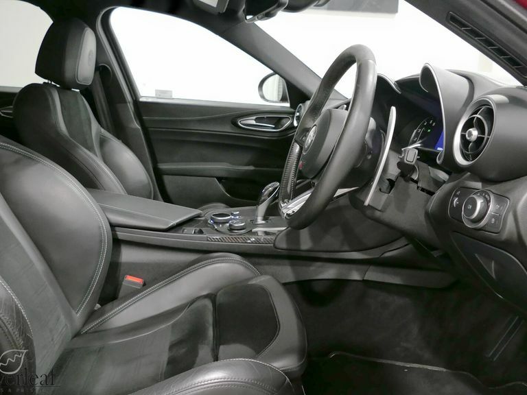 Alfa Romeo Giulia 2L Tb Veloce Grey #22