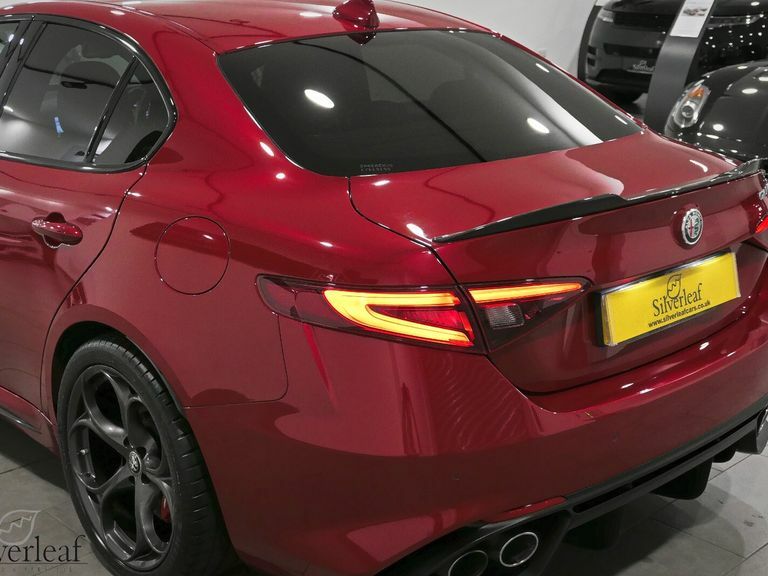 Alfa Romeo Giulia 2L Tb Veloce Grey #32