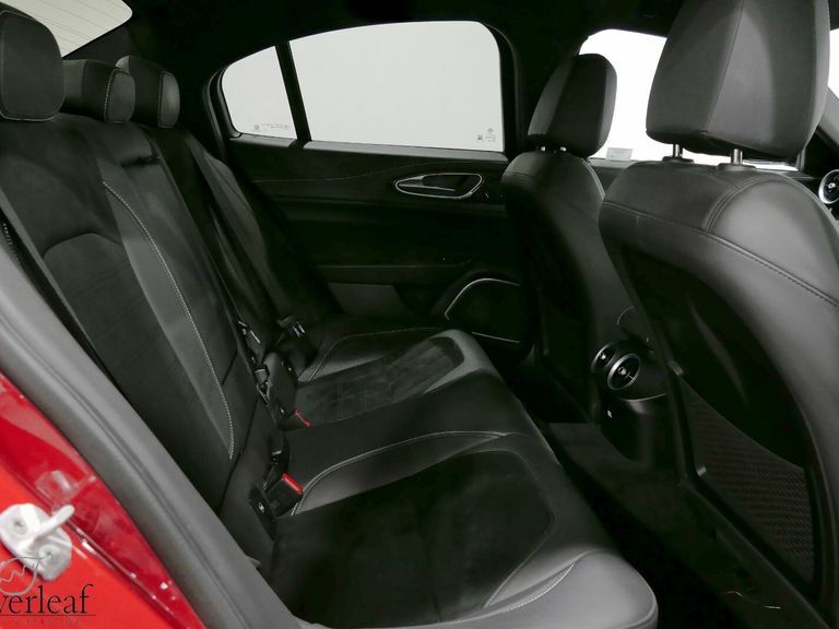 Alfa Romeo Giulia 2L Tb Veloce Grey #23
