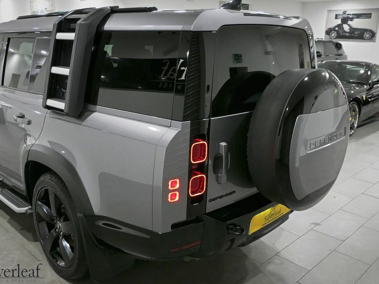 Land Rover Defender 130 X-dynamic Se Grey #36