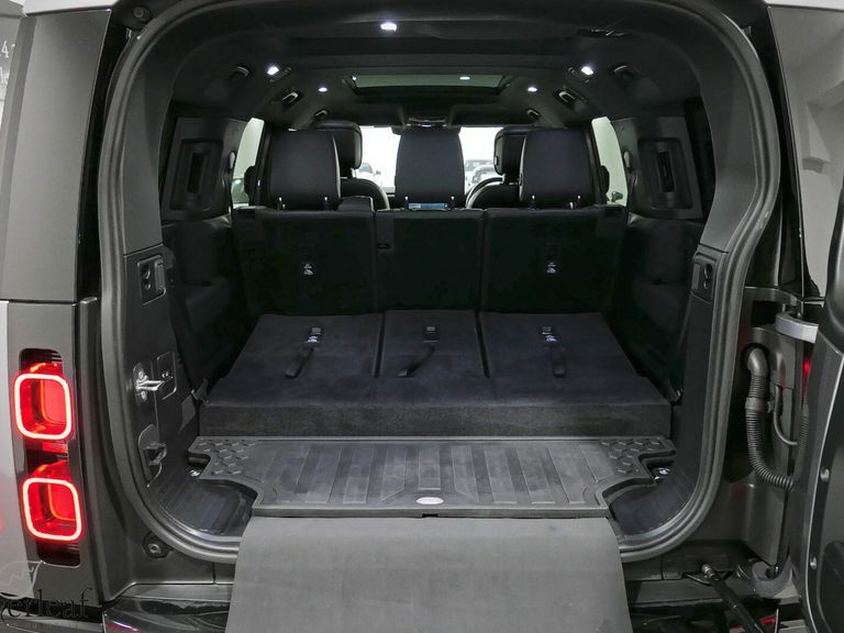 Land Rover Defender 130 X-dynamic Se Grey #29