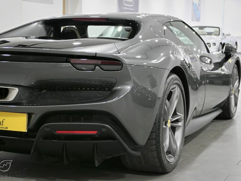Ferrari 488 3.9T V8 Gtb F1 Dct Euro 6 Ss 2022 Silver #35