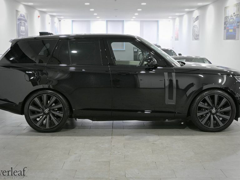 Land Rover Range Rover 2024 24 Range Rover P460e Black #3