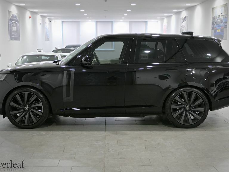Land Rover Range Rover 2024 24 Range Rover P460e Black #4