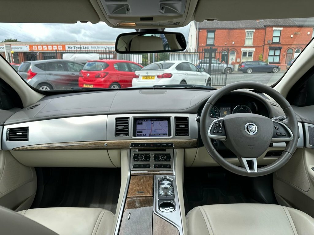 Jaguar XF 2.2L Premium Luxury Blue #6