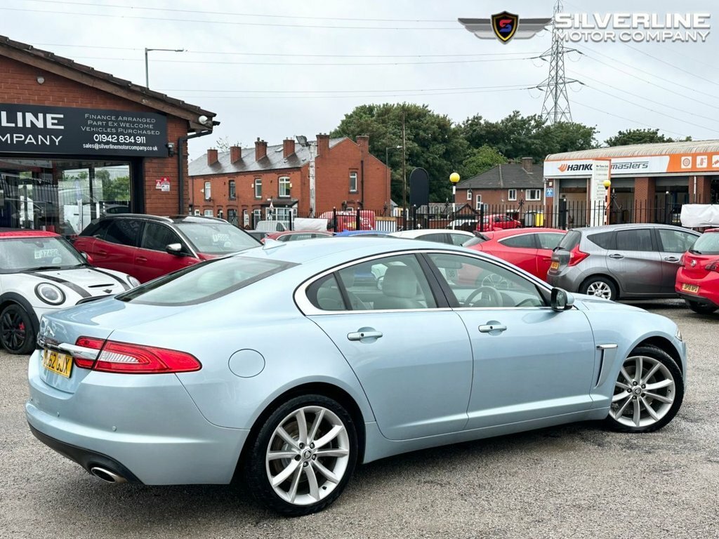 Jaguar XF 2.2L Premium Luxury Blue #5