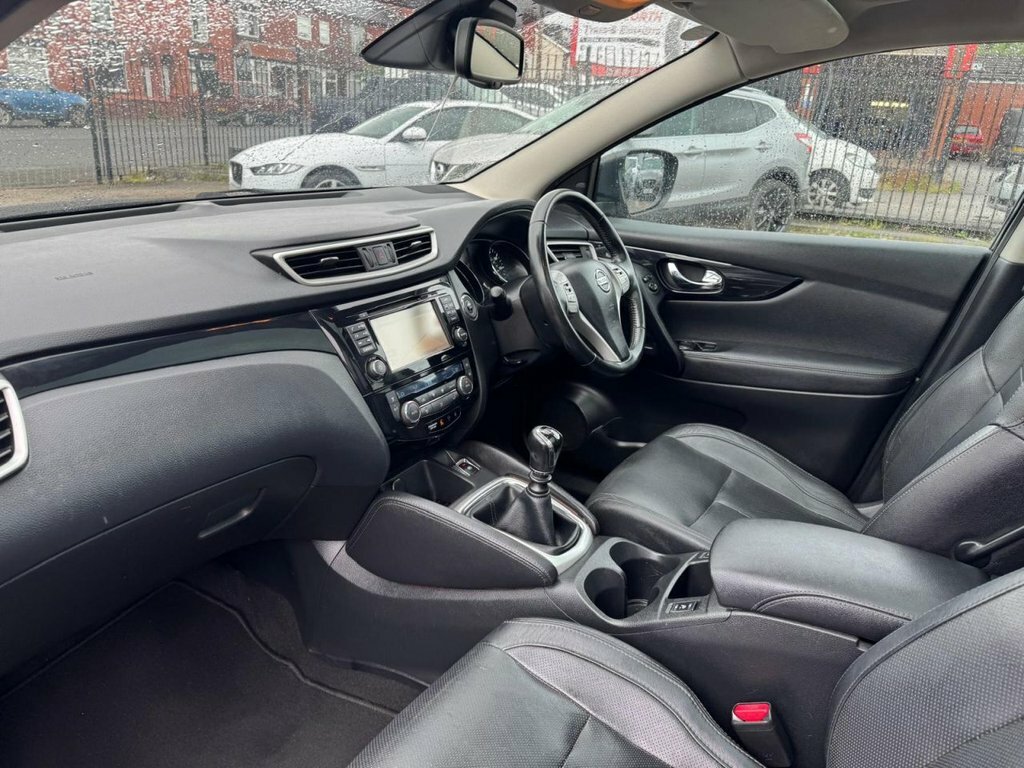 Nissan Qashqai 1.5L Tekna YY14WRW Black #3
