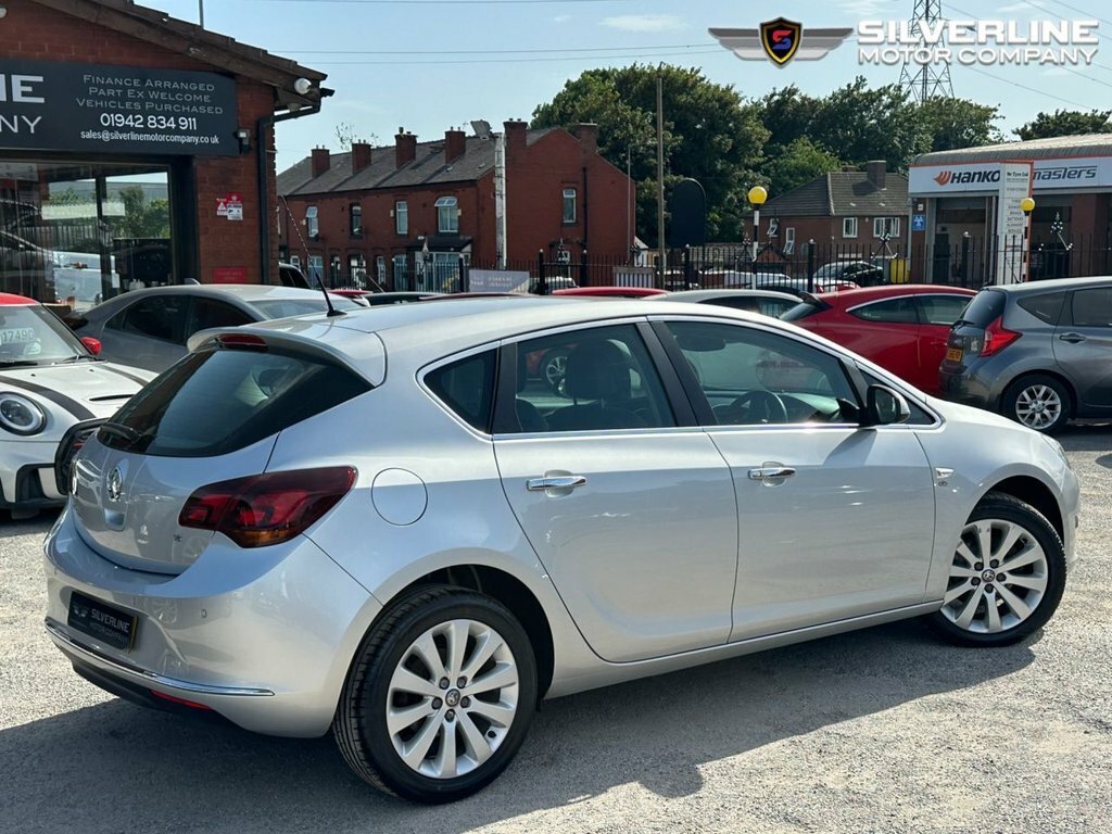Vauxhall Astra 1L Elite Silver #5