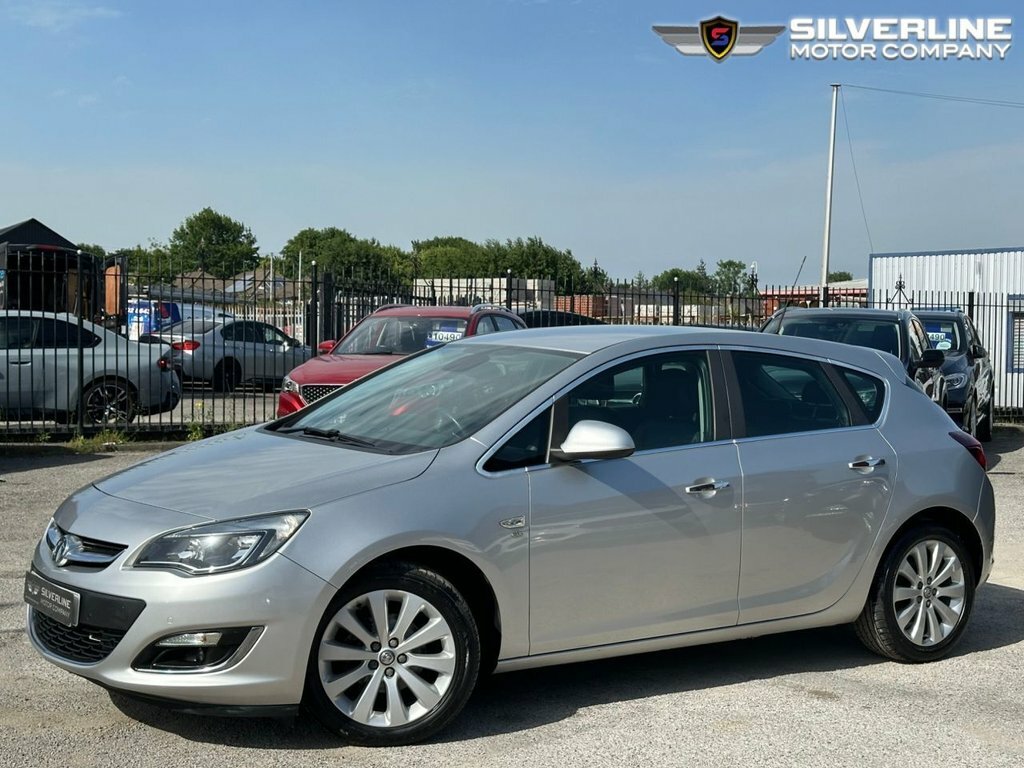 Vauxhall Astra 1L Elite Silver #4