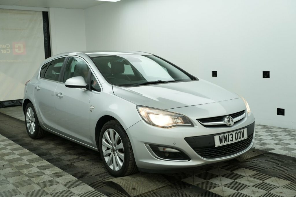 Vauxhall Astra 1L Elite Silver