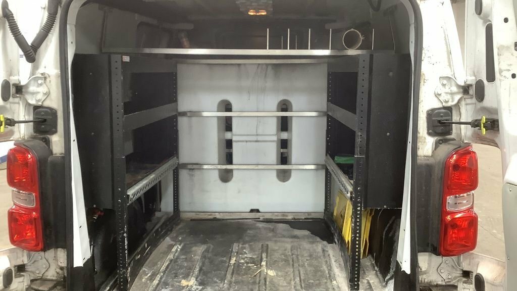 Peugeot Expert 2L Professional 6Dr White #4